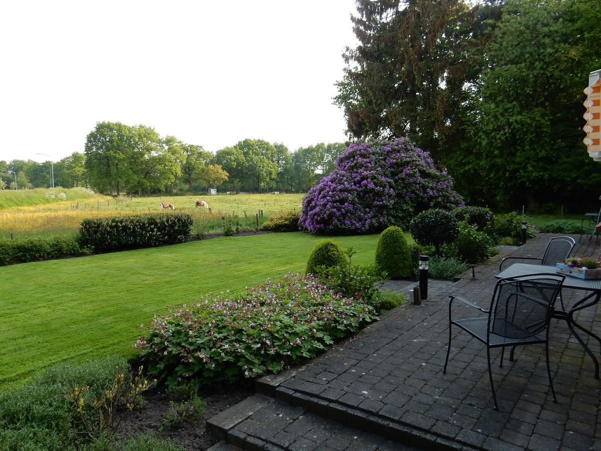B&B De Zulthe Roden Exterior foto